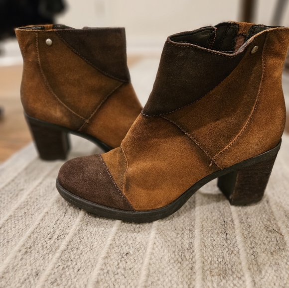 Size 7 Bootie - Picture 4 of 6